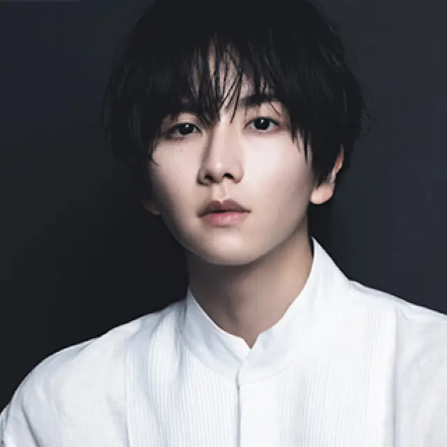 板垣李光人